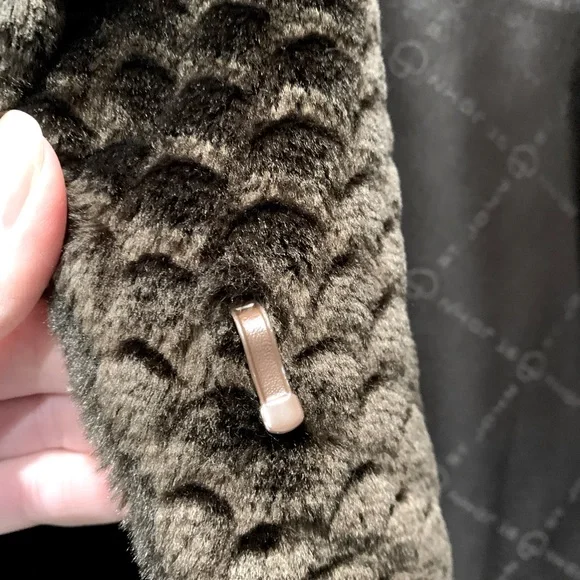 Vintage St. John by Marie Gray Fully Lined Double Breasted Faux Fur Coat - Picture 8 of 13